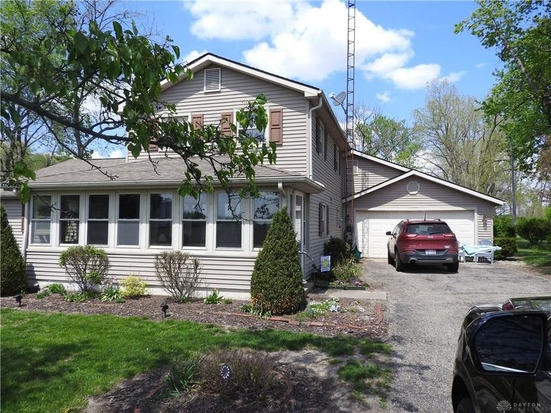 2185 E Loy Road, Piqua, OH 45356 Photo 1