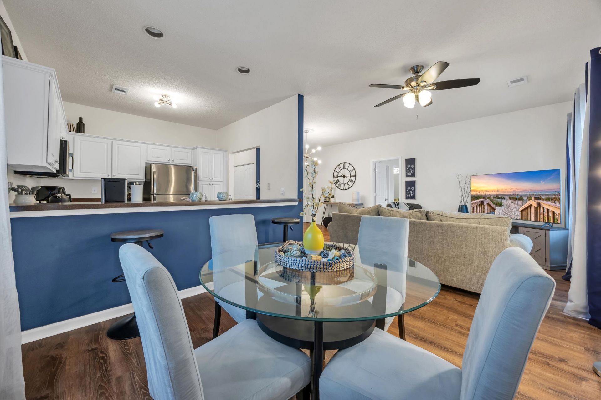 6309 Sweetwater Blvd.  Photo 8