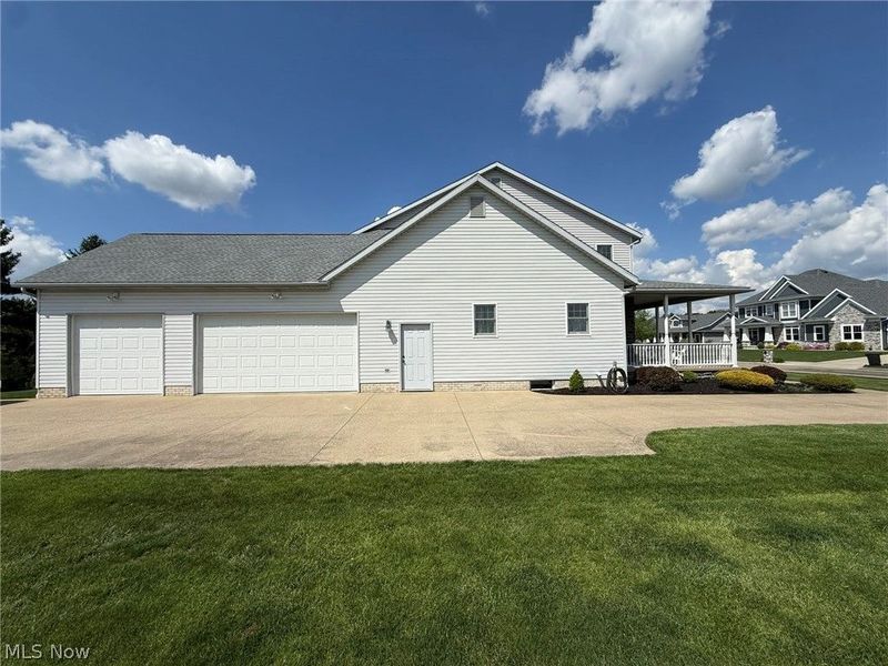 734 Pga Boulevard NE, New Philadelphia, OH 44663 Photo 40