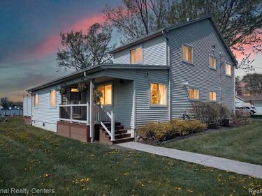 5810 Trombley Road, Berlin Twp, MI 48166