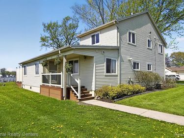 5810 Trombley Road, Berlin Twp, MI 48166