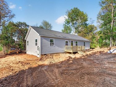 16945 E PROSPECT AVE, ELKTON, VA 22827