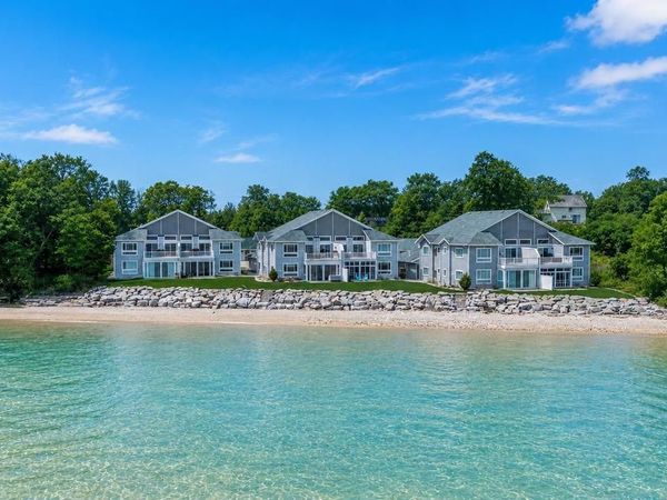 2614 LAKE STREET, Algoma, WI 54201