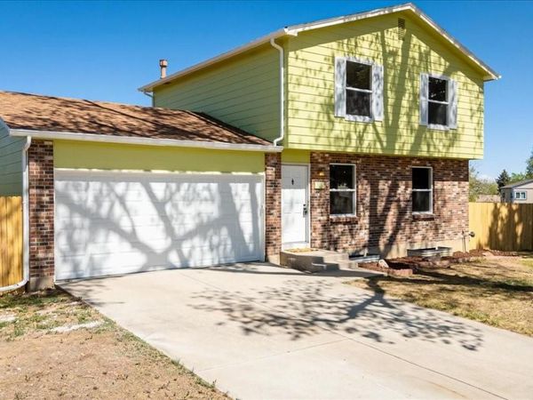 4767 S Olathe Street , Aurora, CO 80015