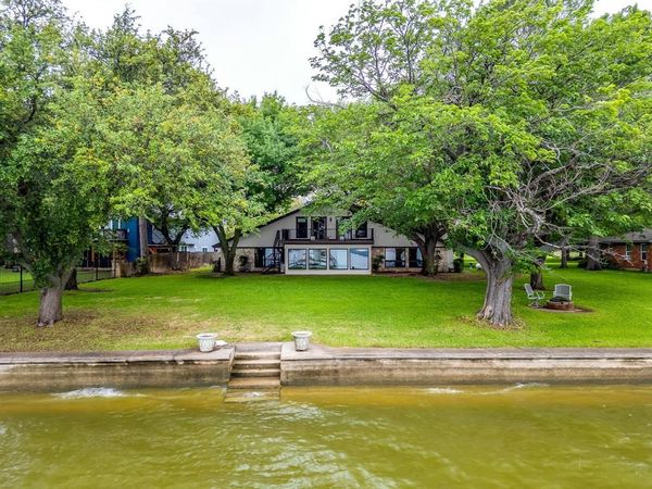 10814 Power Squadron Road, Azle, TX 76020
