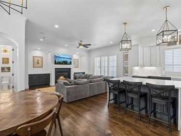 3827 Holland Avenue, Unit C, Dallas, TX 75219