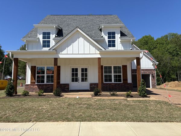 7221 Hickory Hollow Road, Walls, MS 38680