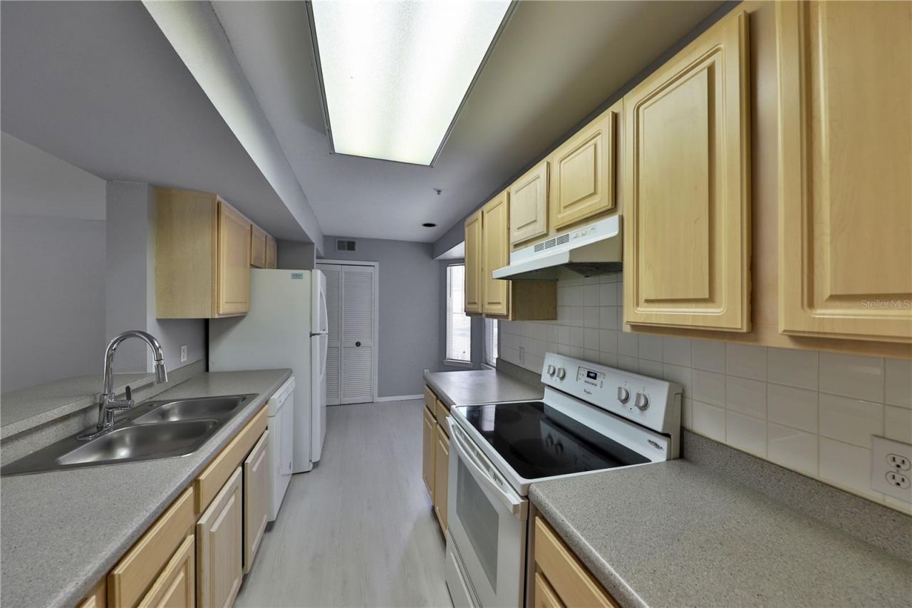 409 Summit Ridge Place, Unit 111, Longwood, FL 32779 Photo