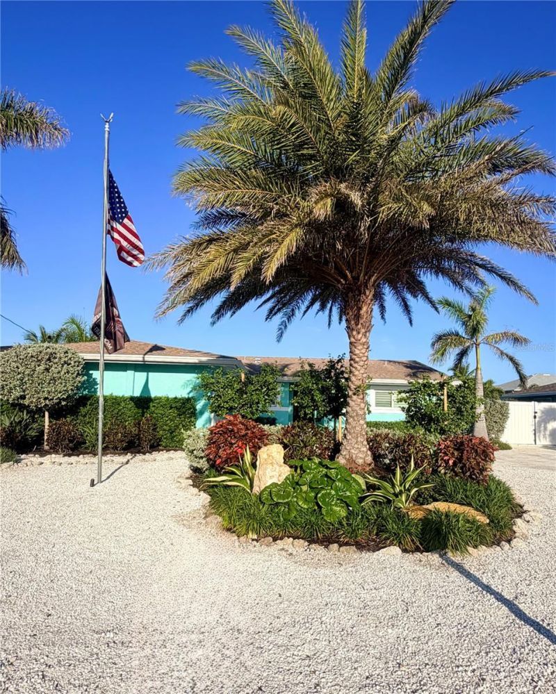 3708 Royal Palm Drive, Bradenton, FL 34210 Photo