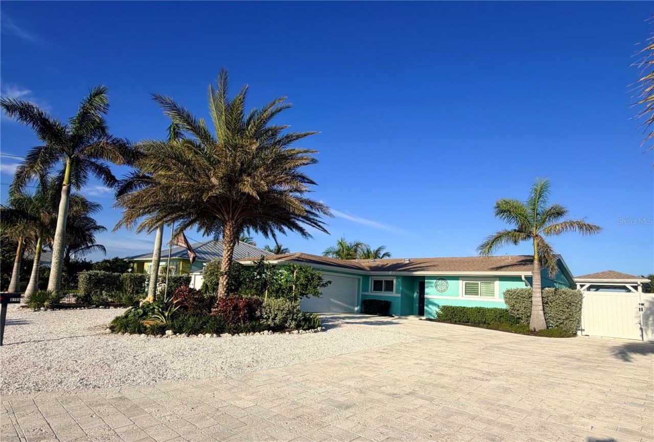 3708 Royal Palm Drive, Bradenton, FL 34210 Photo