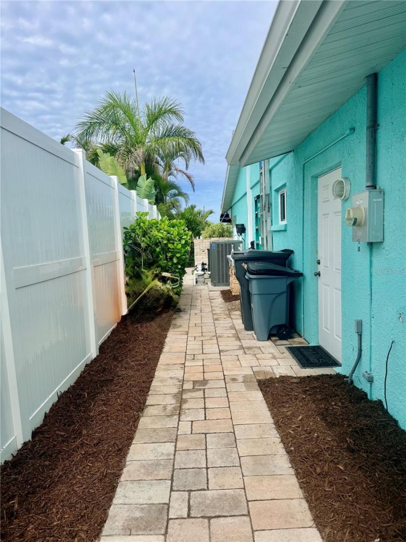3708 Royal Palm Drive, Bradenton, FL 34210 Photo