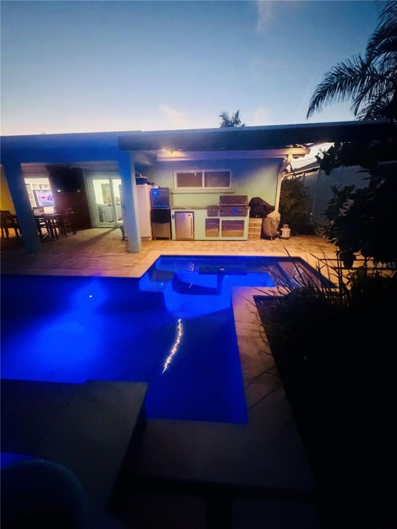 3708 Royal Palm Drive, Bradenton, FL 34210 Photo