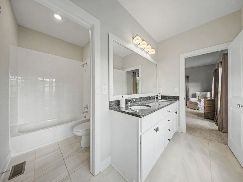 11 Pickett Place , New Albany, OH 43054 Photo 42