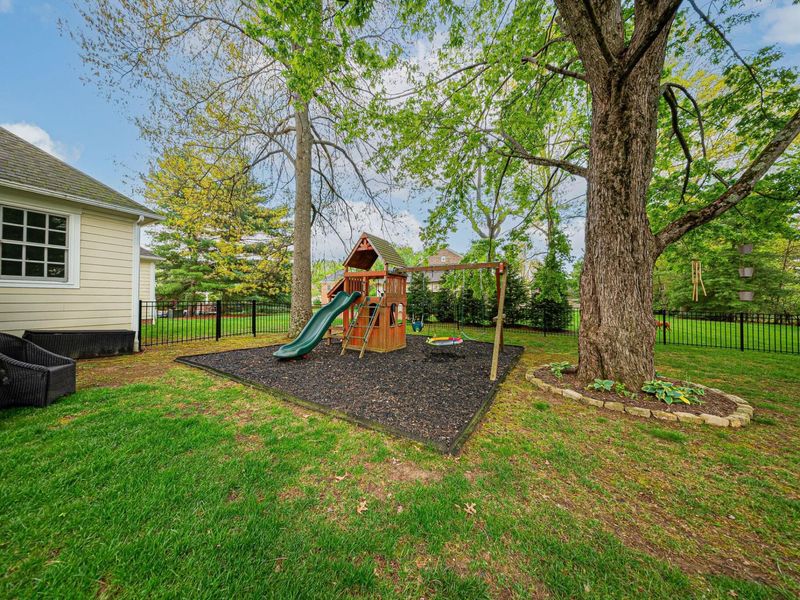 11 Pickett Place , New Albany, OH 43054 Photo 71