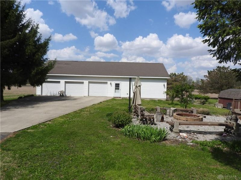 2105 E Loy Road, Piqua, OH 45356 Photo 16