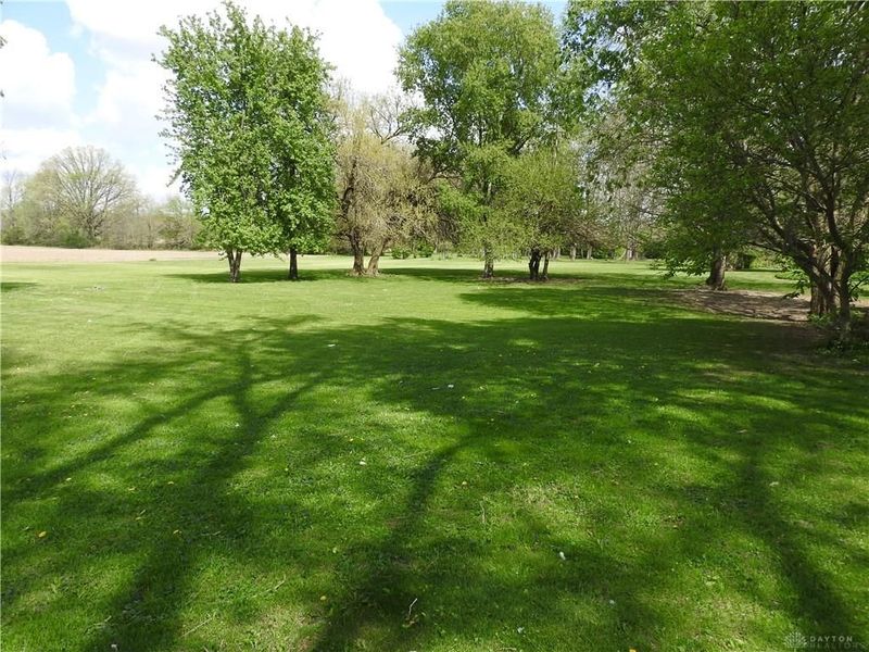 2105 E Loy Road, Piqua, OH 45356 Photo 19