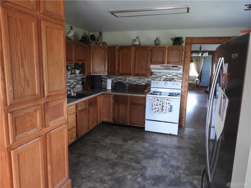 2105 E Loy Road, Piqua, OH 45356 Photo 20