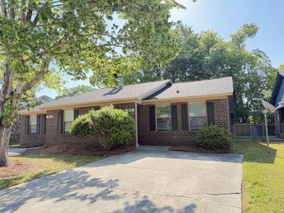 186 Dorchester Manor Boulevard, Unit B, North Charleston, SC 29420