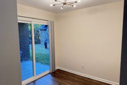 186 Dorchester Manor Boulevard photo 4
