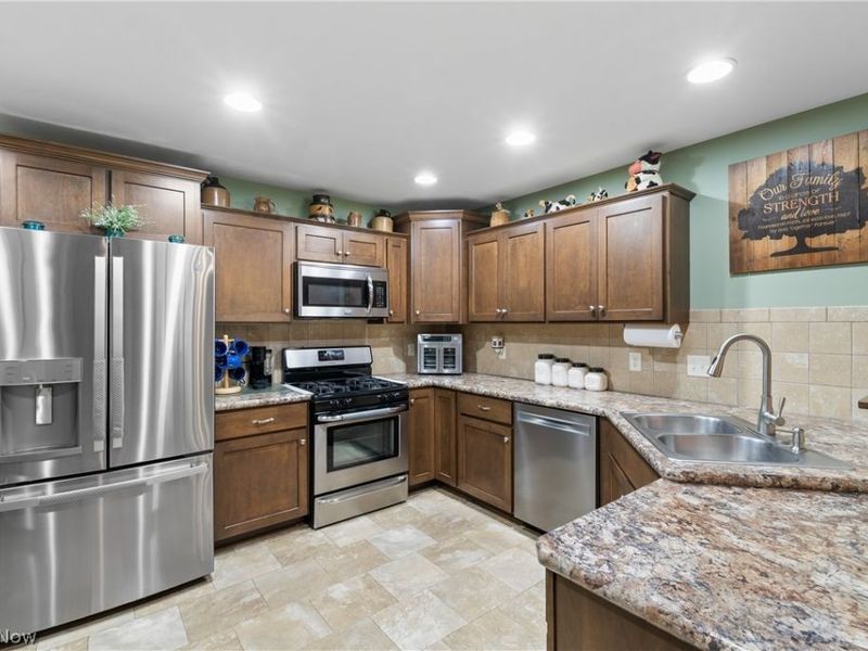 257 Woodbury Circle, Dalton, OH 44618 Photo 12