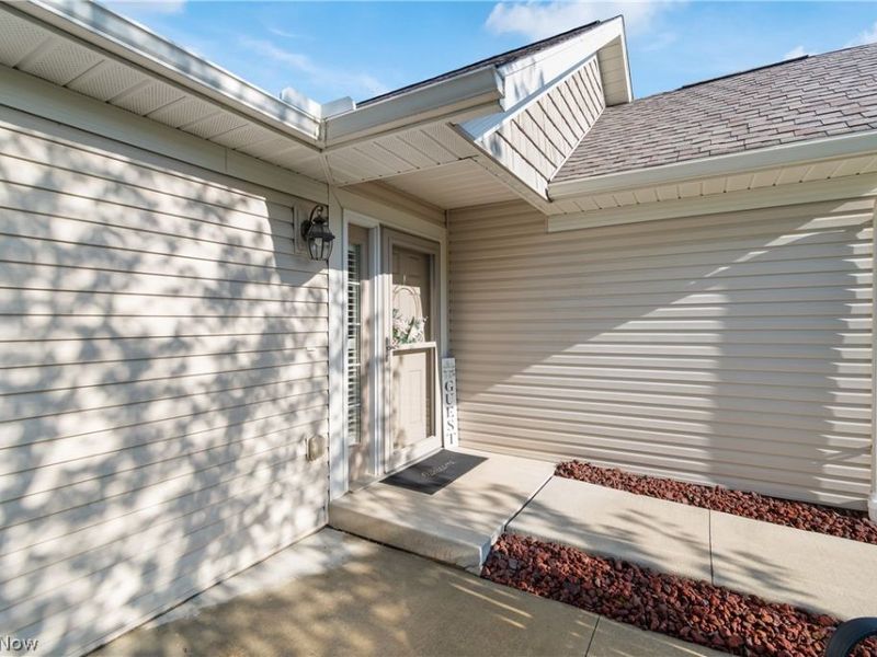 257 Woodbury Circle, Dalton, OH 44618 Photo 4
