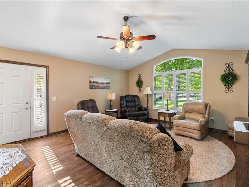 257 Woodbury Circle, Dalton, OH 44618 Photo 7