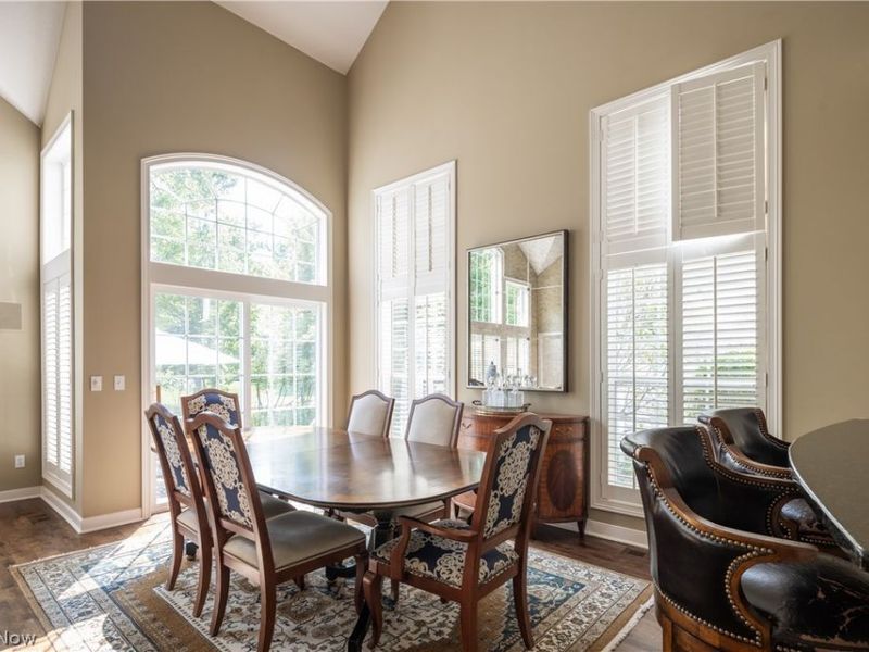 285 Burwick Road, Highland Heights, OH 44143 Photo 5