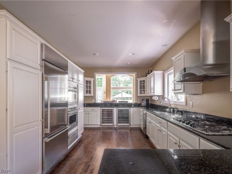 285 Burwick Road, Highland Heights, OH 44143 Photo 6