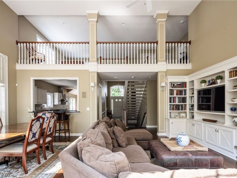 285 Burwick Road, Highland Heights, OH 44143 Photo 9