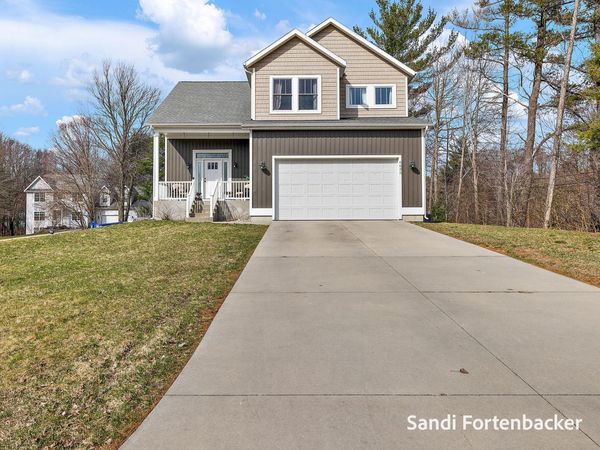 6635 Timberbrook Court, Norton Shores, MI 49444