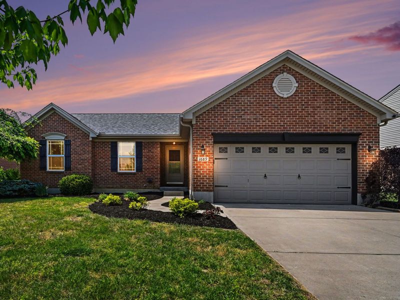 1689 Bingham Circle, Hebron, KY 41048 Photo 2