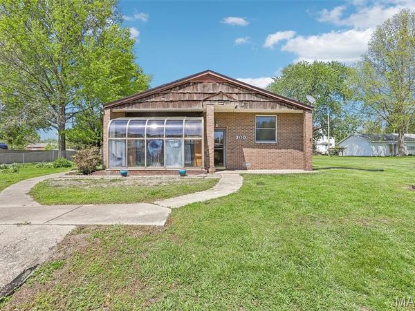 309 E 3rd South Street, Mount Olive, IL 62069