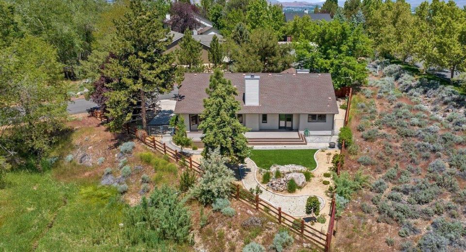 6304 Meadow Creek Drive, Reno, NV 89519 Photo