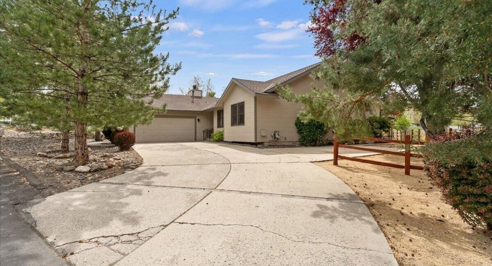 6304 Meadow Creek Dr Drive, Reno, NV 89519 Photo
