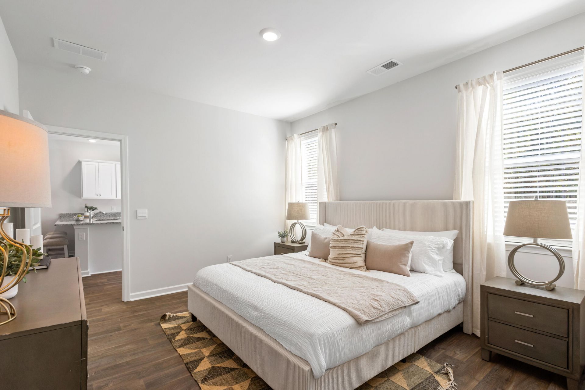 1080 Refuge Way Photo 4