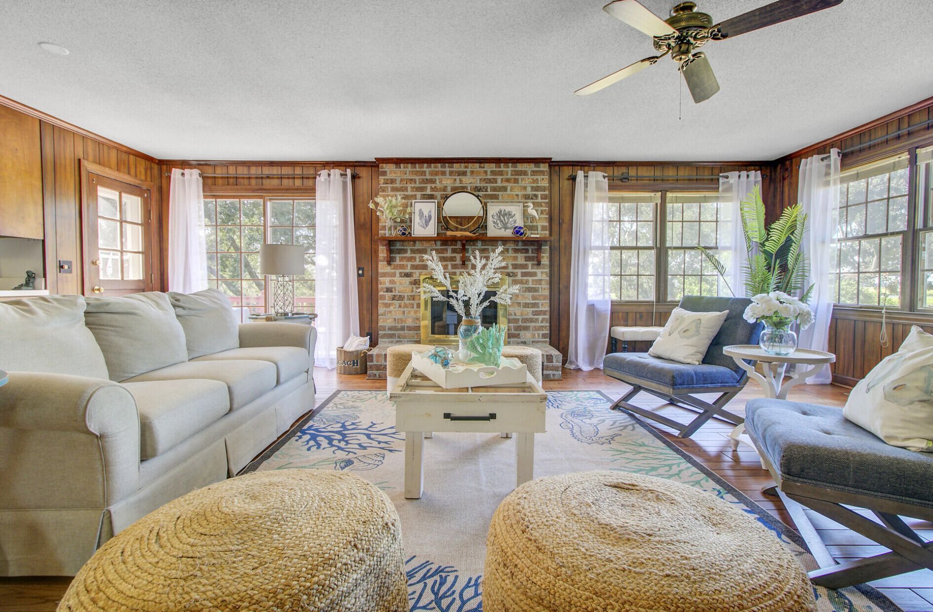643 N Shore Drive Photo 13