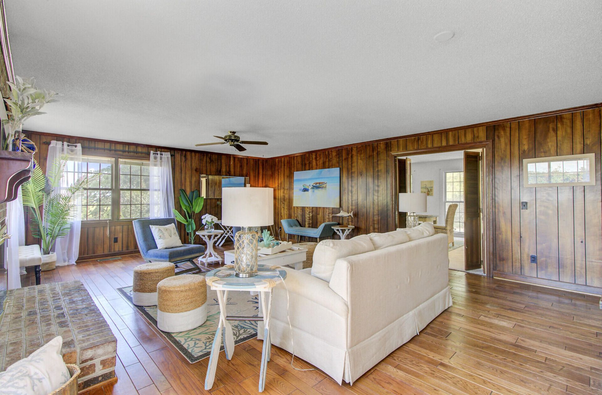 643 N Shore Drive Photo 17