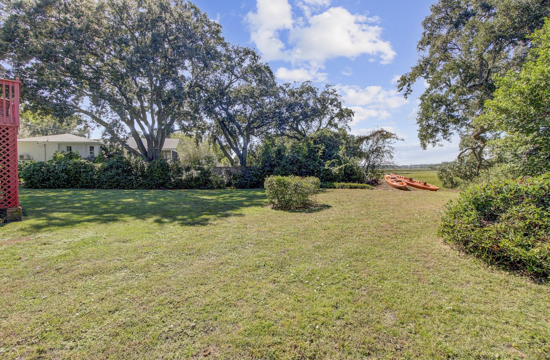 643 N Shore Drive Photo 7