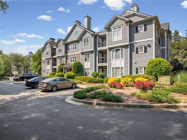 4100 Paces Walk SE, Unit 3203, Atlanta, GA 30339