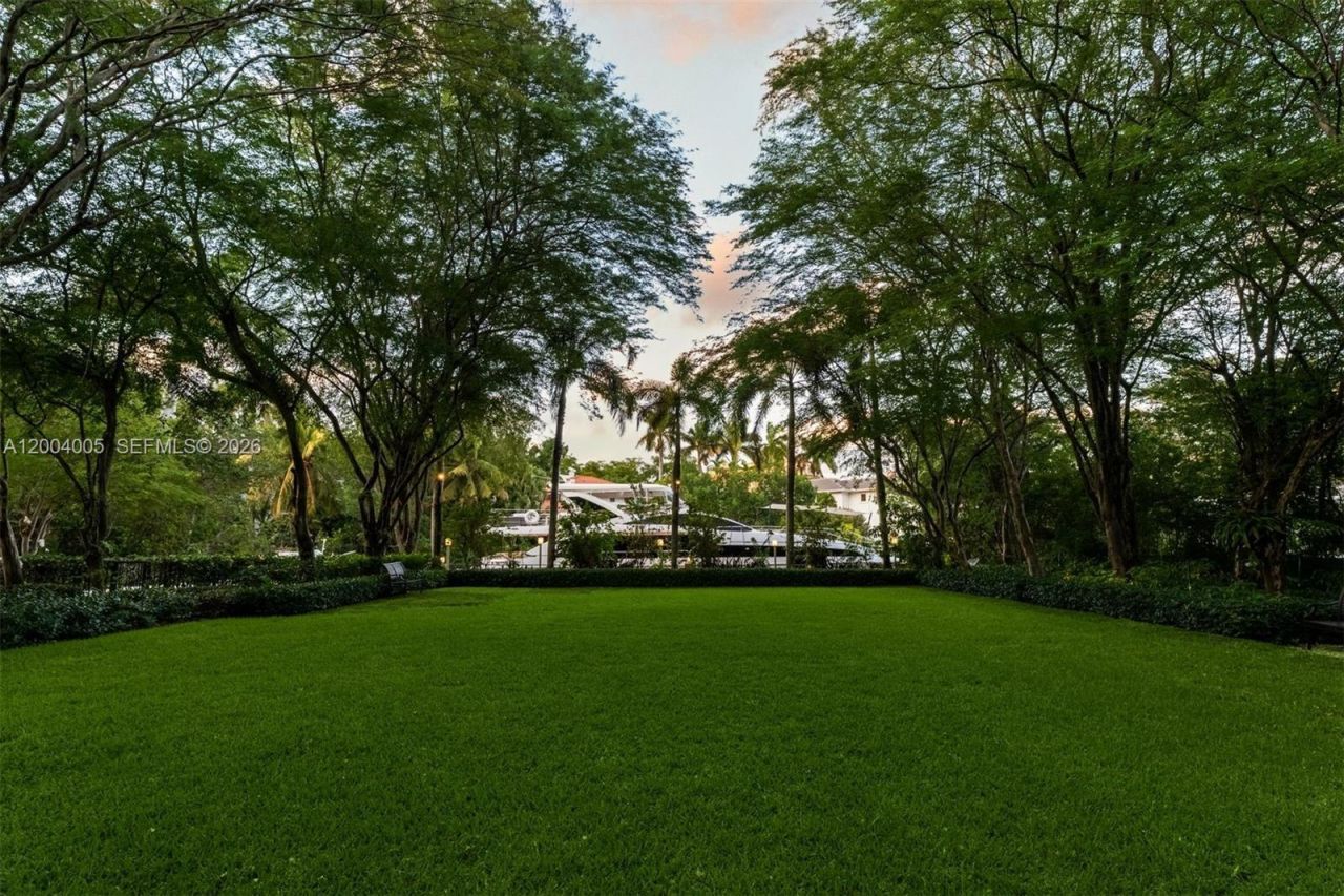 255 Cocoplum Rd, Coral Gables, FL 33143 Photo