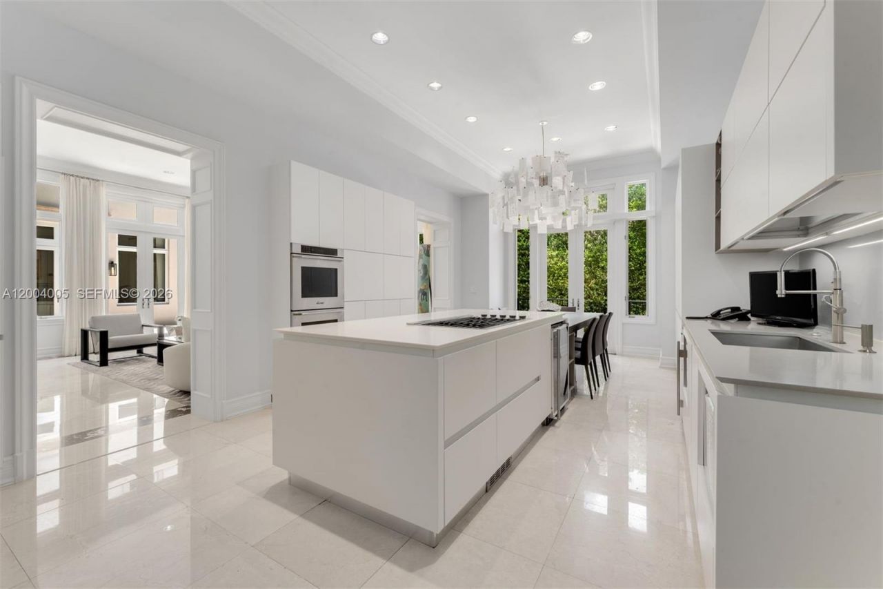 255 Cocoplum Rd, Coral Gables, FL 33143 Photo