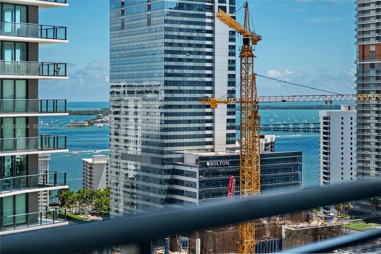 60 SW 13th St , Unit 2420, Miami, FL 33130 Photo