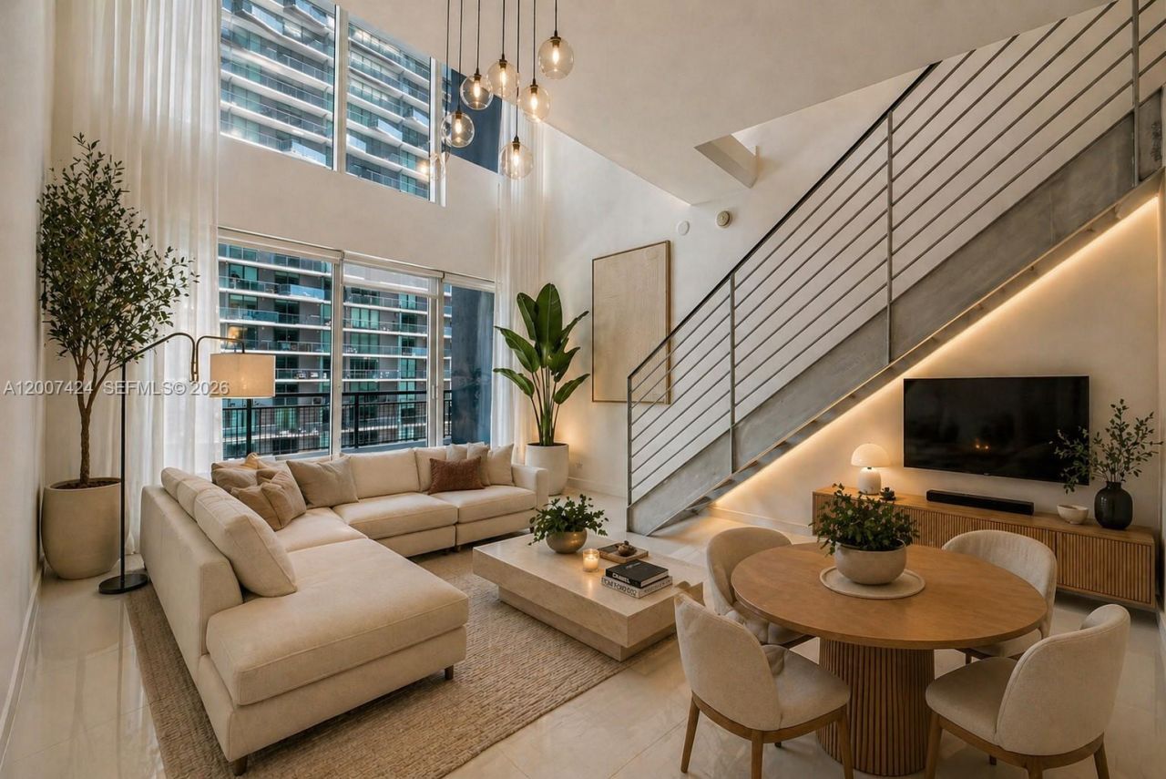 60 SW 13th St , Unit 2420, Miami, FL 33130 Photo