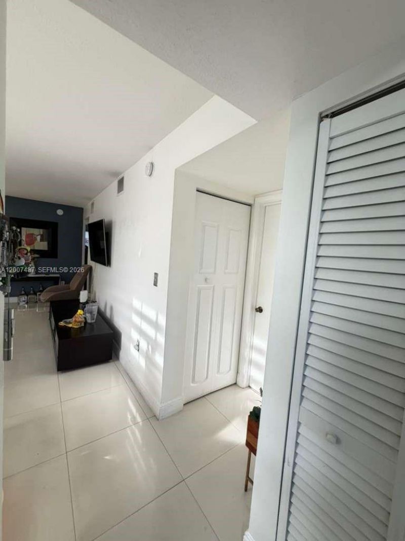 7265 NW 173rd Dr, Unit 712-7, Hialeah, FL 33015 Photo