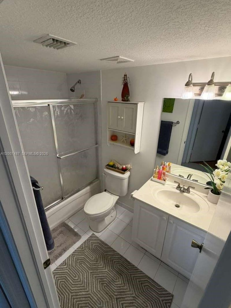 7265 NW 173rd Dr, Unit 712-7, Hialeah, FL 33015 Photo