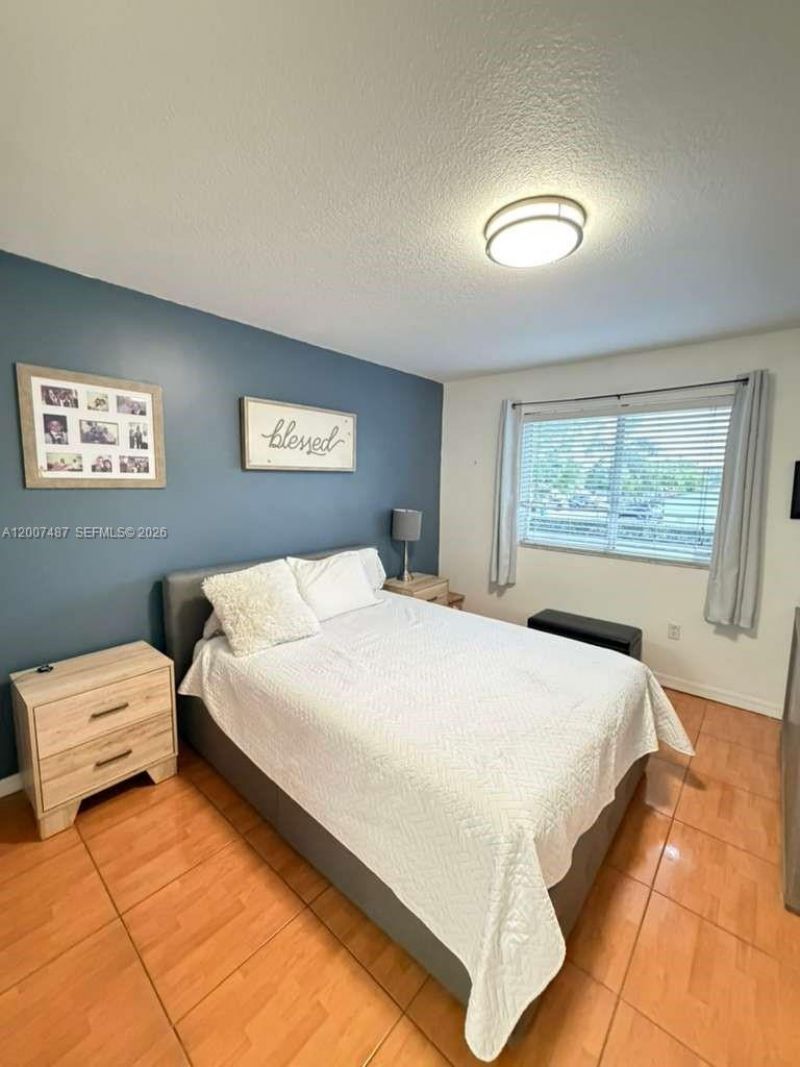7265 NW 173rd Dr, Unit 712-7, Hialeah, FL 33015 Photo