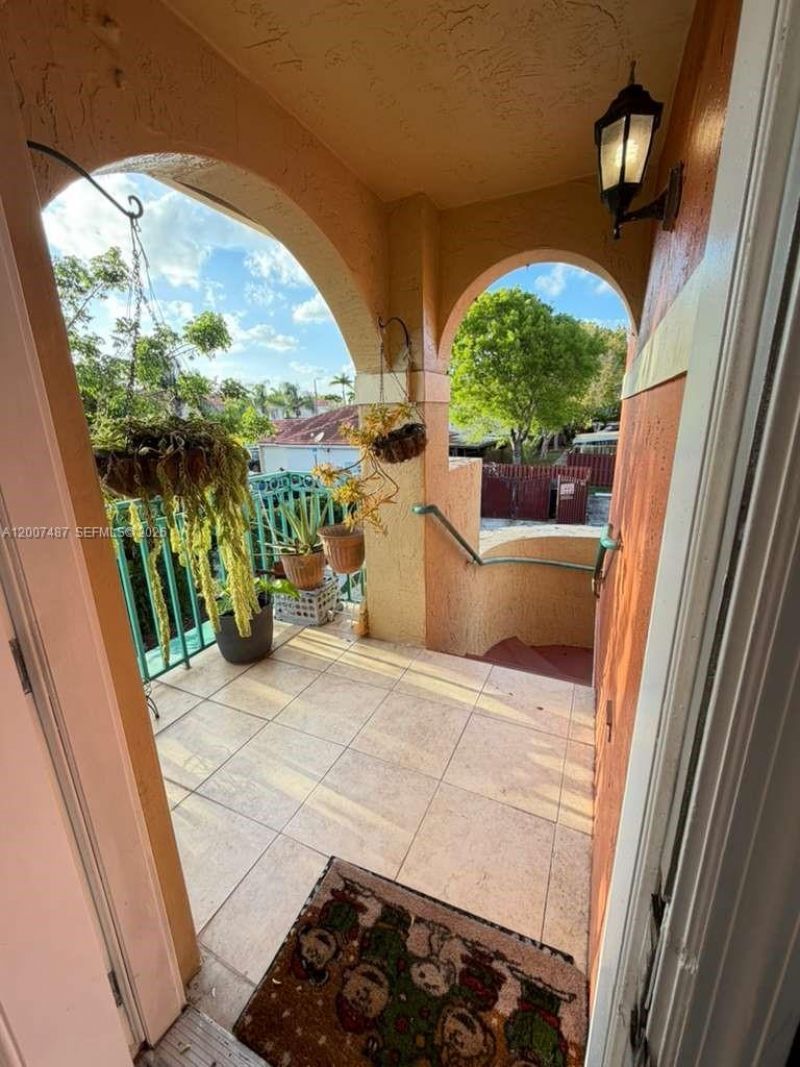 7265 NW 173rd Dr, Unit 712-7, Hialeah, FL 33015 Photo