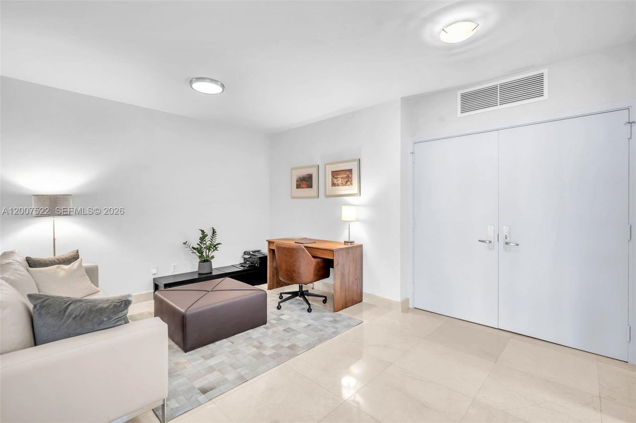 1331 Brickell Bay Dr , Unit 3609, Miami, FL 33131 Photo