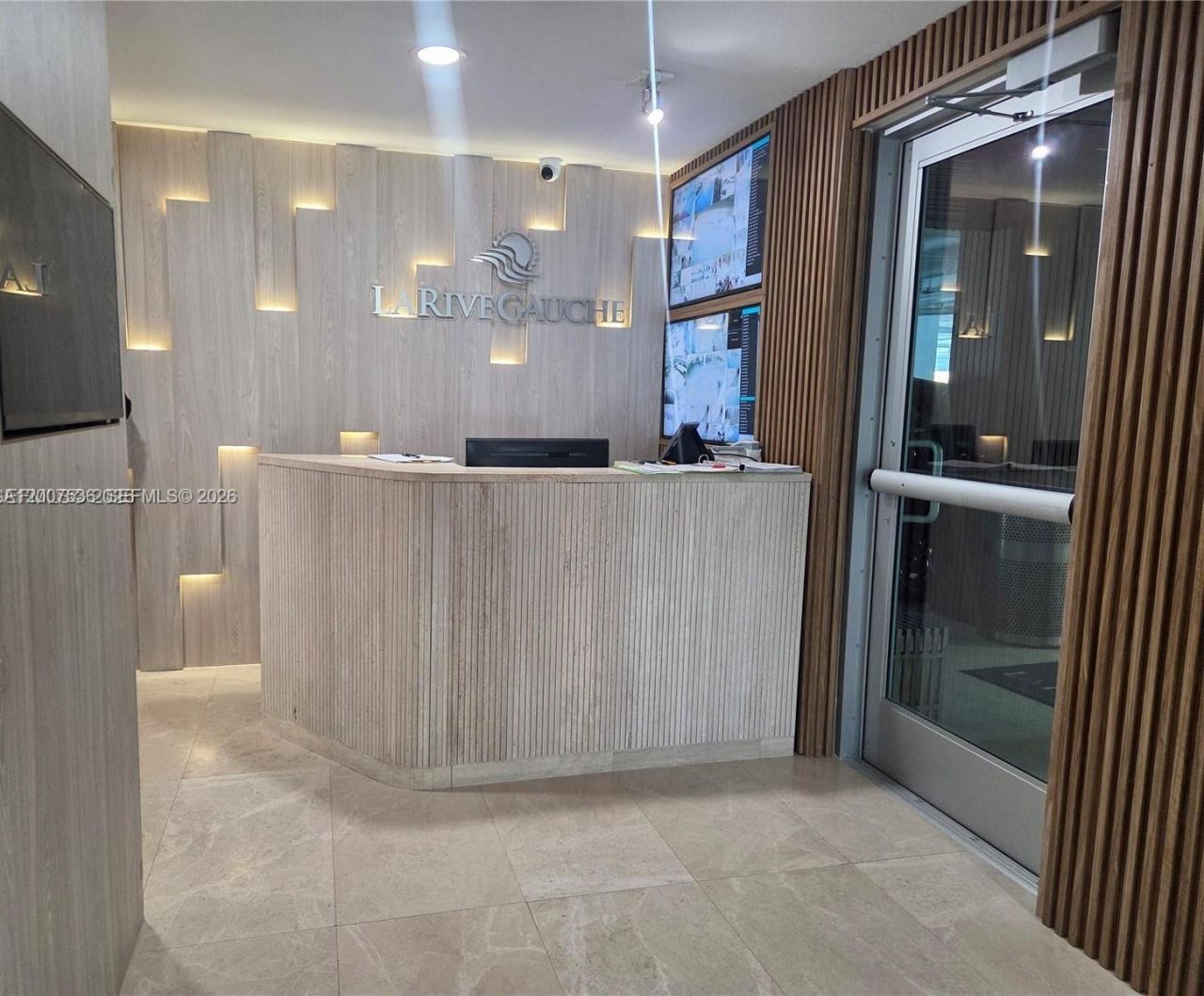 5880 Collins Ave , Unit 1006, Miami Beach, FL 33140 Photo