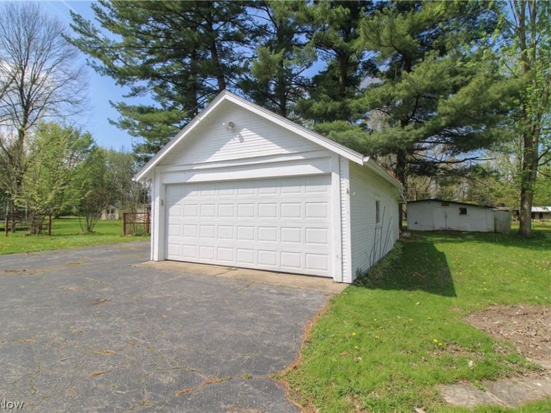 628 North Road SE, Warren, OH 44484 Photo 4